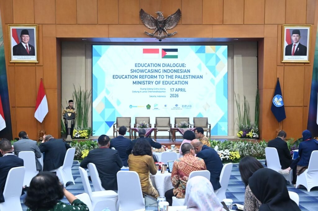 dialog-pendidikan-wamen-atip