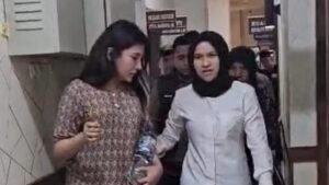 eks-finalis-putri-indonesia-riau-polda