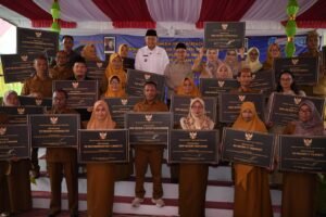 revitalisasi-sekolah-wamen-atip-sulawesi