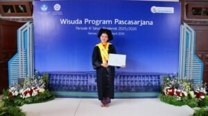 tania-saat-hari-kelulusan-1777360704003_169