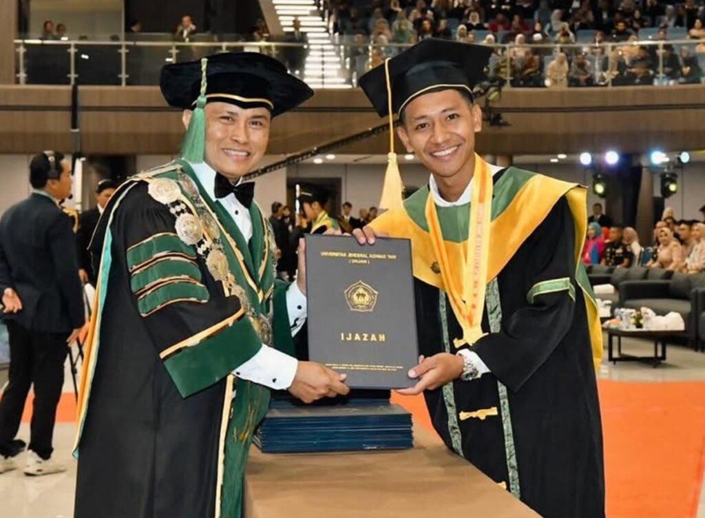 wisuda-beckham_putra-ElAf_large