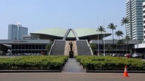 gedung-mpr-shutterstock