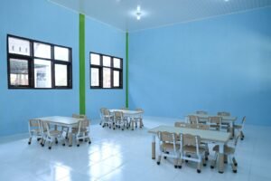 sekolah-direvitalisasi-pascabencana-ruang-kelas-biru
