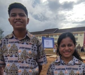 senyum-siswa-sman-4-manokwari