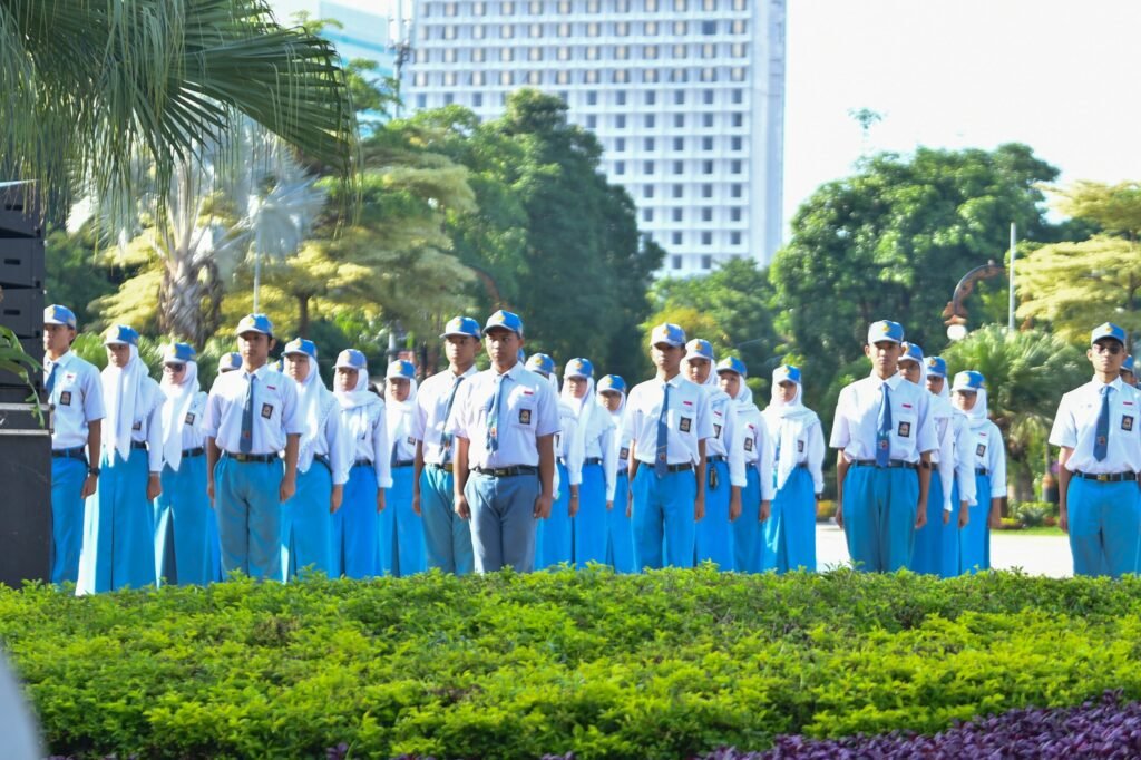 upacara-bendera-sma-gedung