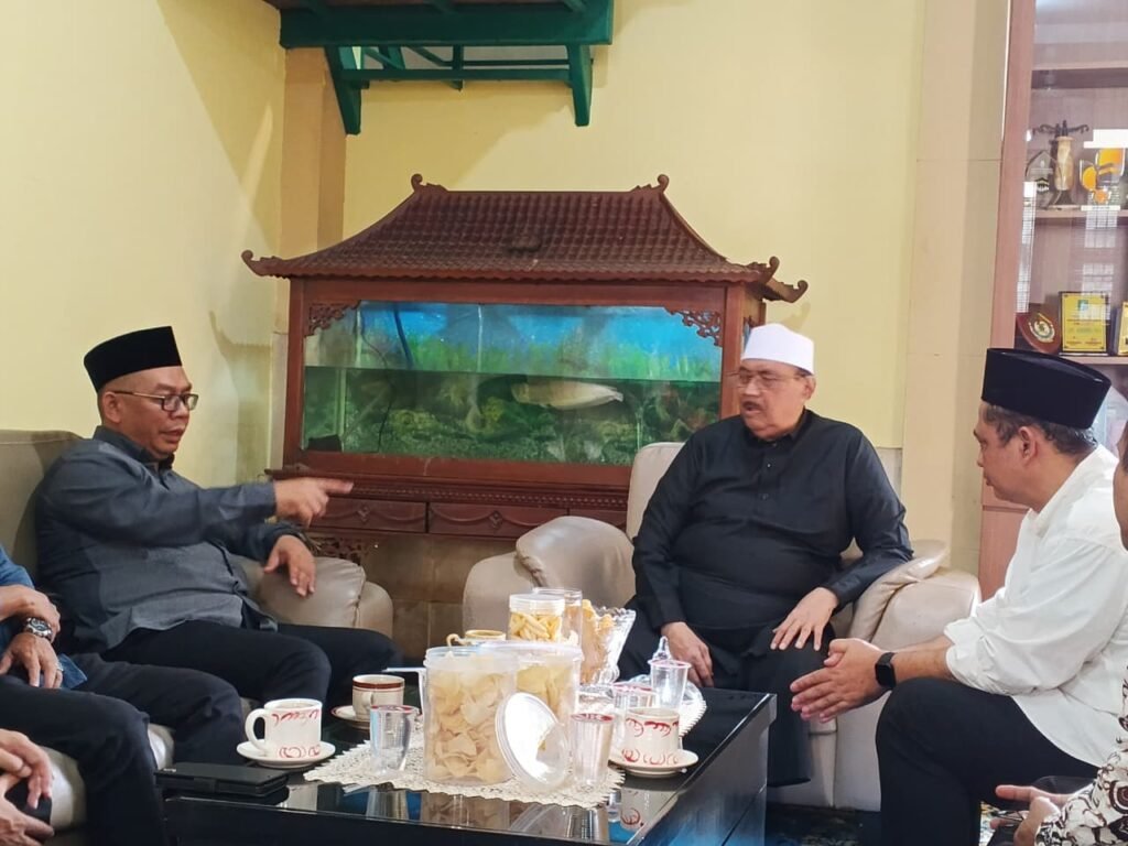 gus-hery-dan-kh-manarul