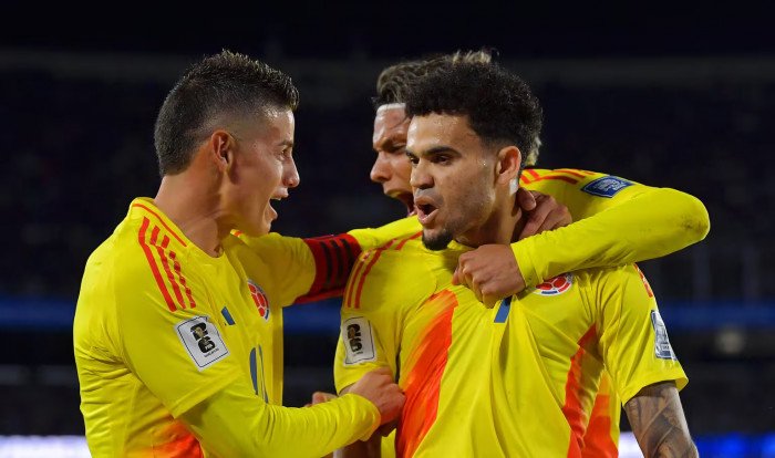 kolombia-3-pemain-selebrasi