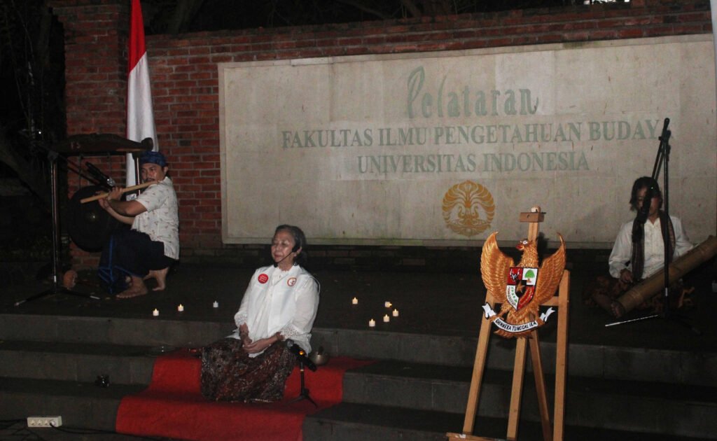 malam-tirakatan-pancasila-di-ui