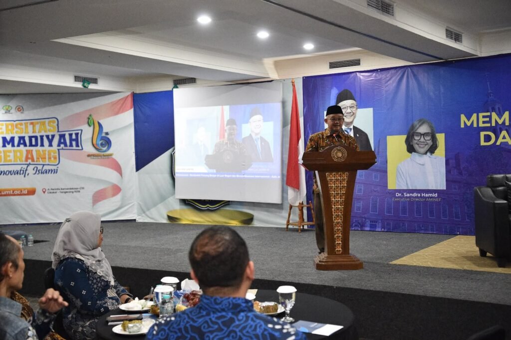 muti-podium-um-tangerang