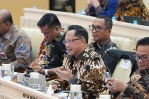 tito-di-sidang-dpr
