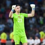 Juventus Kejar Kiper Emiliano Martinez, Aston Villa Siapkan Pengganti dari Parma