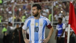 lionel-messi_sedih169