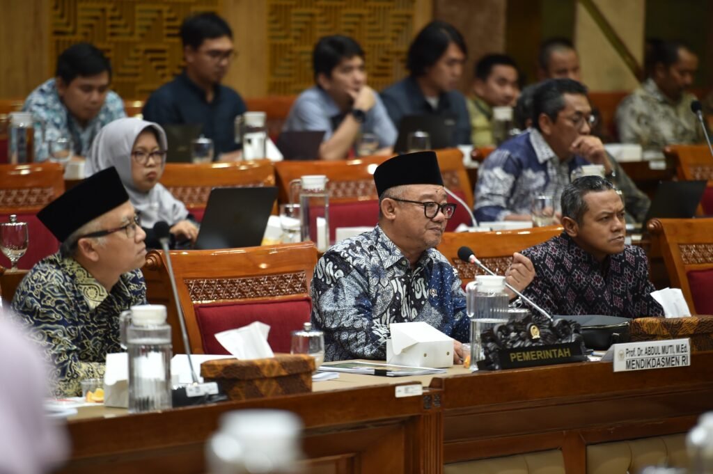 mendikdasmen-di-dpr-ri