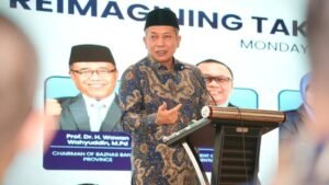 menteri-koperasi-menkop-ferry-juliantono-1782116828394_169