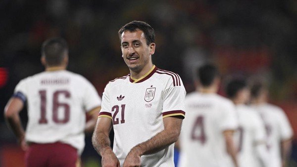 mikel-oyarzabal-spanyol-putih