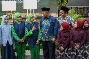 muti-dan-anak-anak-kebaya