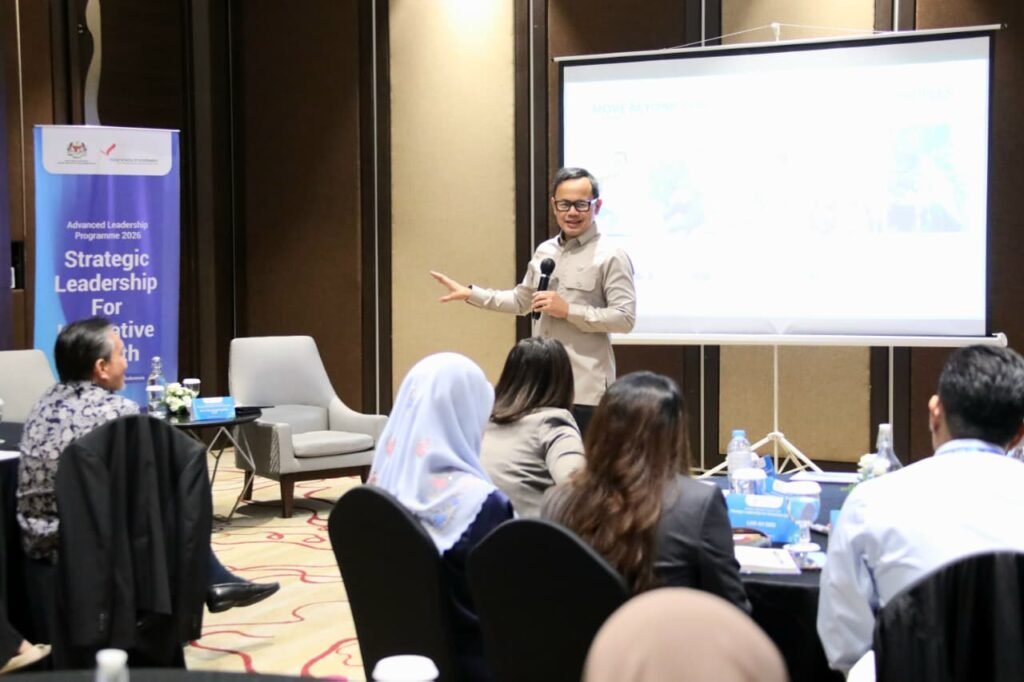 pemimpin-masa-depan-bima-arya-menjelaskan