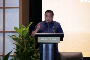 rachmat-gobel-opus-park