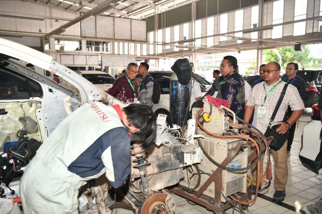 smk-otomotif-batam