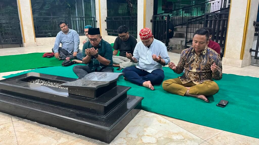 ziarah-gus-hery
