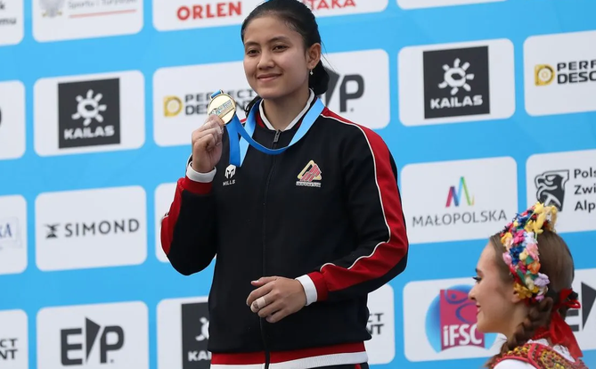 Desak-Made-raih-emas-speed-putri-di-World-Climbing-Chamonix-2026