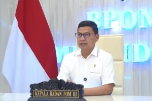 Kepala-BPOM-Taruna-Ikrar.jpg