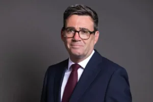 PM-burnham-inggris