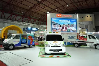 Penampilan-Booth-Daihatsu-di-GIICOMVEC-JIExpo-Kemayoran-pada-8-11-April-2026