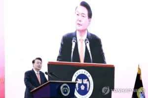 Presiden-Korsel-Yoon-Suk-Yeol-rapat-darurat.jpg