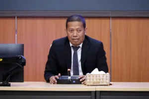 Rektor-Undip-Prof-Suharnomo