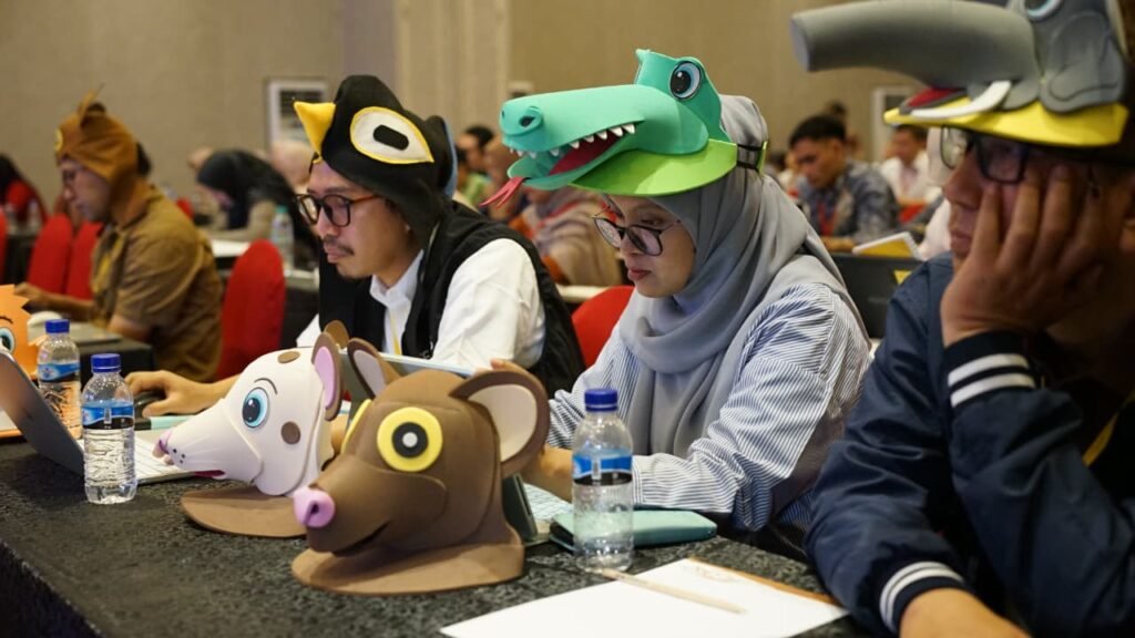 Bimbingan Teknis Calon Fasilitator Nasional Pelatihan STEM yang berlangsung di Kota Tangerang, Banten.
