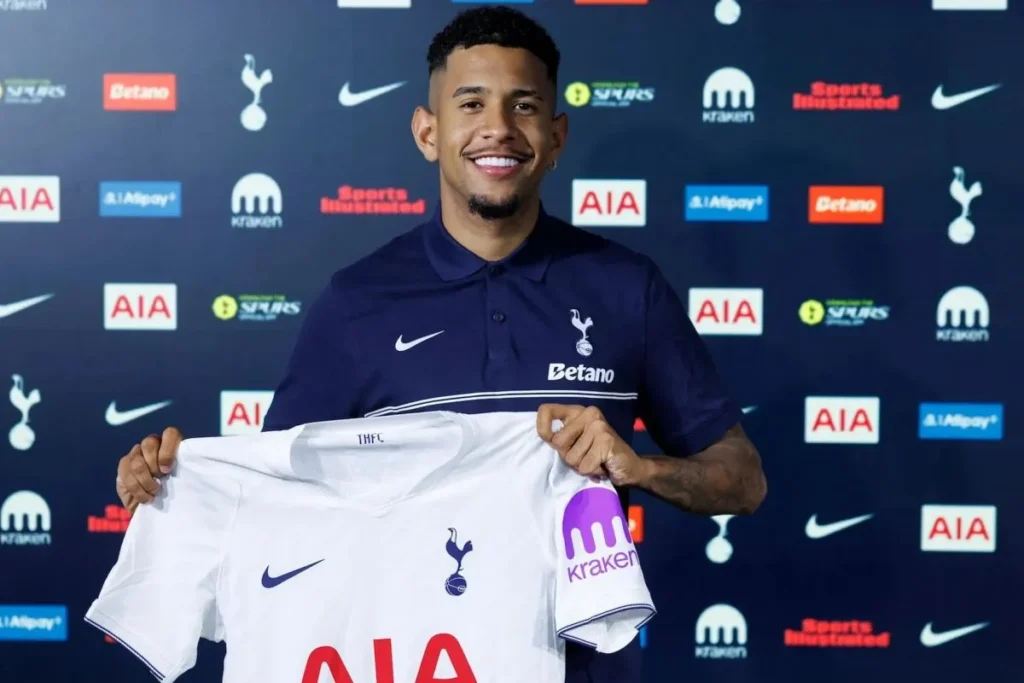 Savinho-signing-man city