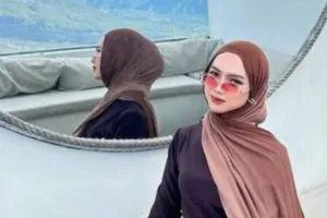 Sister-Hong__-Ternyata-Laki-laki.jpg