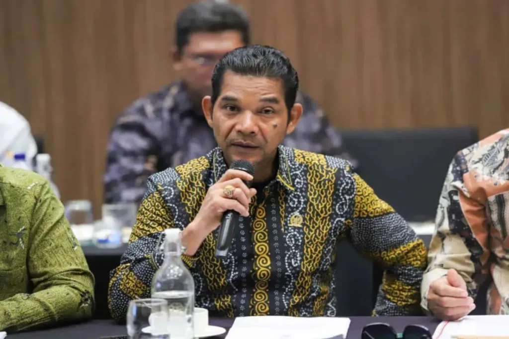 anggota-dpr-ri-azhari-cage