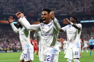 aston-vila-juara-liga-europa
