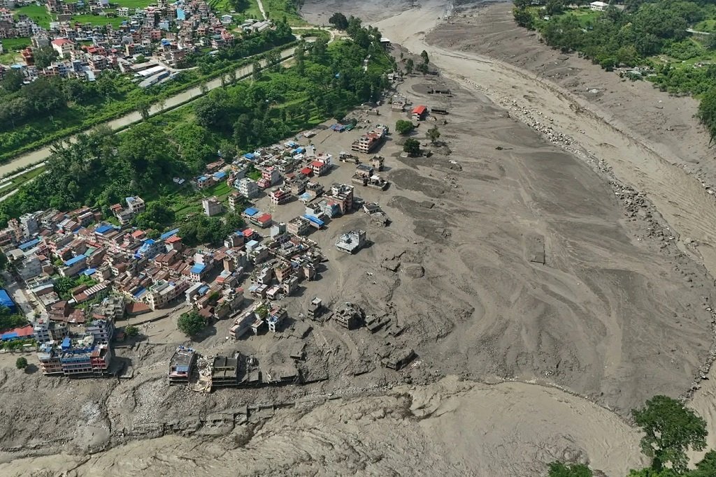banjir_bandang_dahsyat_menerjang_nepal-ap