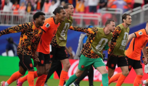 belanda-timnas-selebrasi