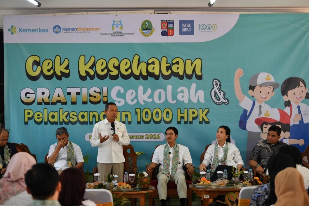 cek kesehatan gratis sekolah wamen fajar