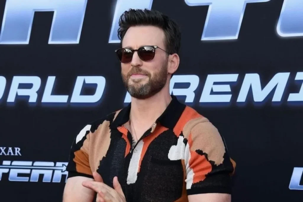 Aktor pemeran Captain America, Chris Evans (Foto: Instagram @chrisevans)