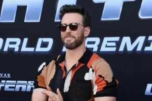 Aktor pemeran Captain America, Chris Evans (Foto: Instagram @chrisevans)