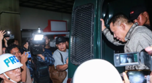eks-jampidsus-ditahan-di-kpk