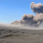 Gunung Anak Krakatau Erupsi 20 Kali Saat HUT Ke-81 RI, Status Masih Siaga