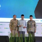 Ketum PP Muhammadiyah Haedar Nashir Terima Kartu Wartawan Utama Khusus, 42 Tahun Berkarya di Pers