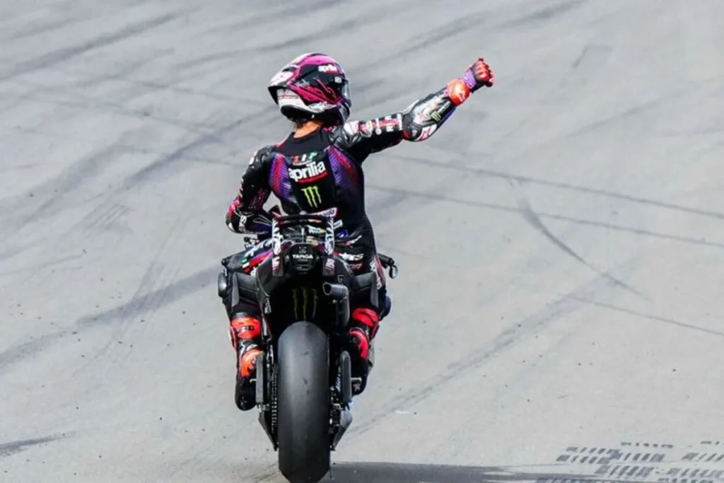 Pembalap Aprilia, Jorge Martin, memenangi sprint race MotoGP Inggris 2026 di Sirkuit Silverstone pada Sabtu (8/8/2026). (Foto: Motogp.com)