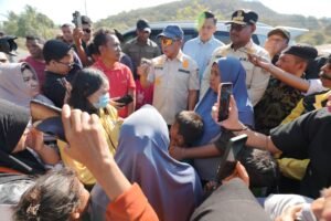 korban gempa mendagri