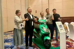 laba-ev-motor-ojol