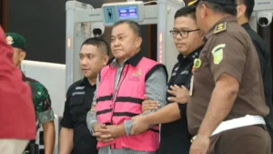 Mantan Wakil Kepala Badan Gizi Nasional (BGN) Lodewyk Pusung meminta Pengadilan Negeri (PN) Jakarta Pusat mencabut status tersangka yang menjeratnya dalam kasus dugaan korupsi tata kelola program Makan Bergizi Gratis (MBG).