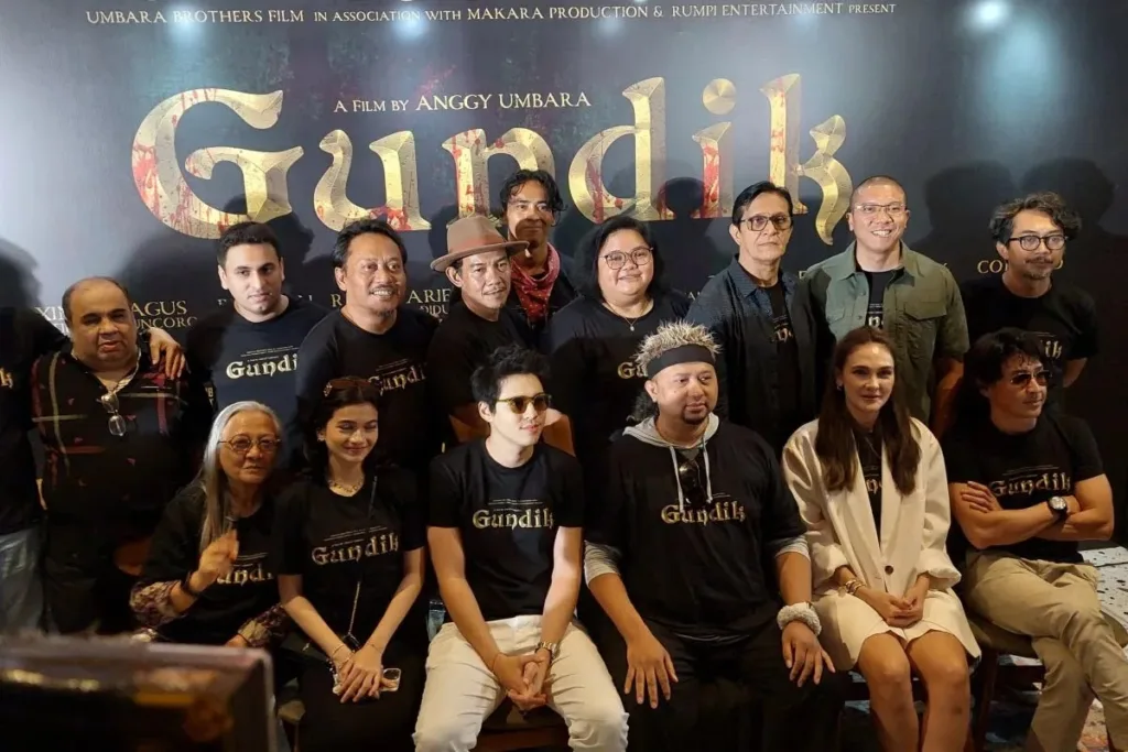 luna-maxime-gundik