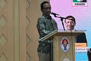 mahfud-md-kahmi-podium