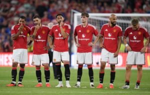 manchester united para pemain kecewa